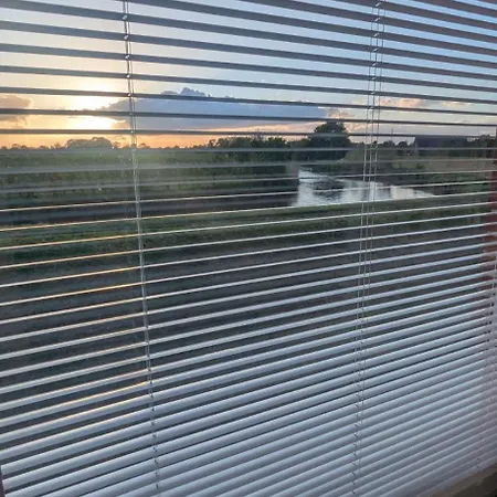 Luehe-river Sunset יורק